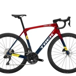Trek Domane SLR 6 Gen 4 2023 Metallic Red Smoke To Blue Smoke Fade
