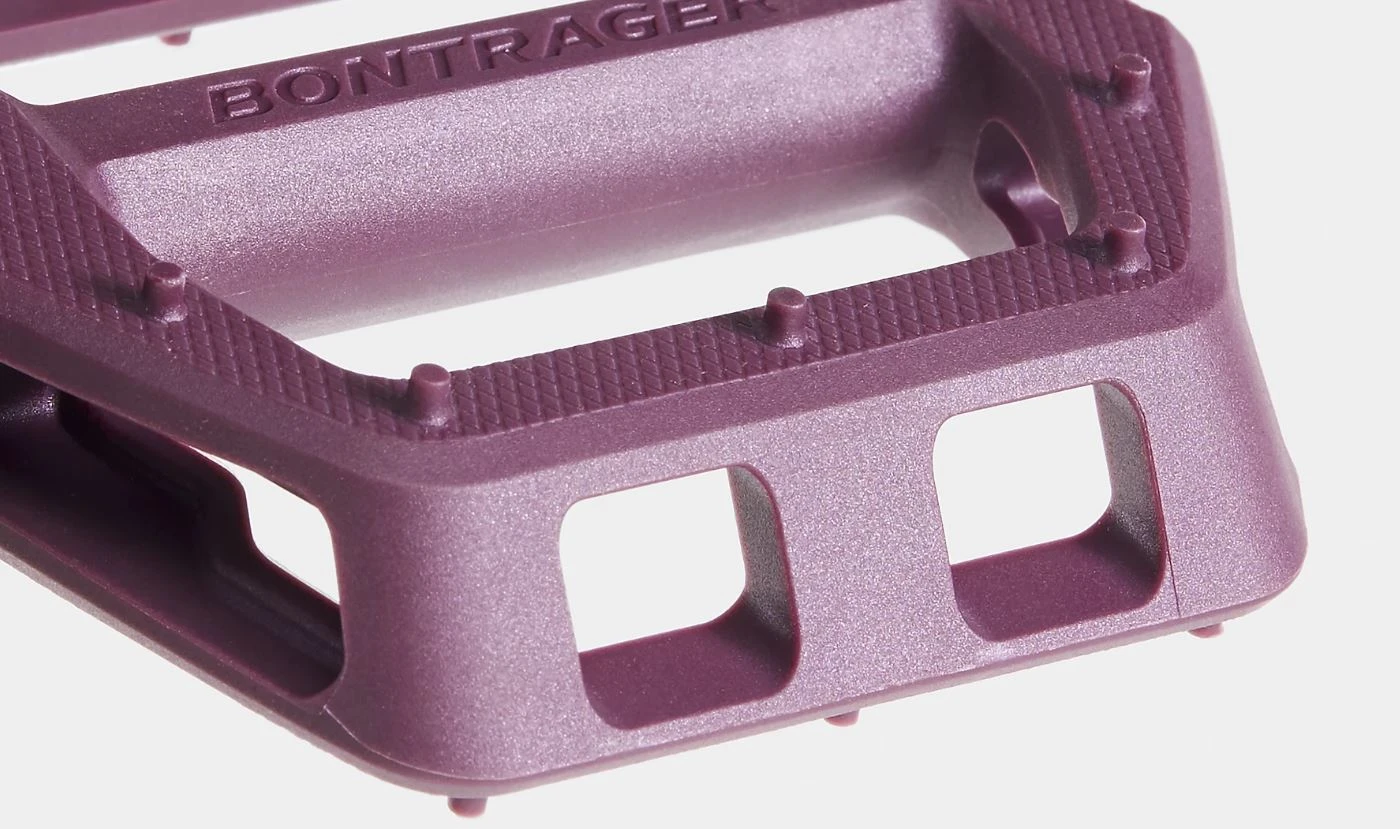 Bontrager Line Comp Plattformpedalset Mulberry 3 Bontrager Line Comp Plattformpedalset Mulberry – Bild 3