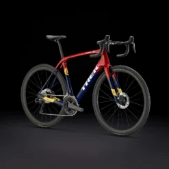 Trek Domane SLR 7 Gen 4 2023 Metallic Red Smoke To Blue Smoke Fade 9 Trek Domane SLR 7 Gen 4 2023 Metallic Red Smoke To Blue Smoke Fade -Trek-Fahrräder Geschäft Bild2a3Alf7XONX17O