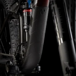 Trek Fuel EX 8 Gen 5 2022 Rage Red To Dnister Black Fade -Trek-Fahrräder Geschäft Bild4G1dBtpGYn3vhz