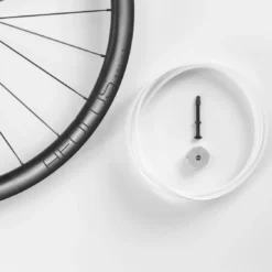 Bontrager Aeolus RSL 37 TLR Disc Hinterrad 11 Bontrager Aeolus RSL 37 TLR Disc Hinterrad -Trek-Fahrräder Geschäft BontragerAeolusRSL37TLRDisc 31548 A Alt5 1 scaled